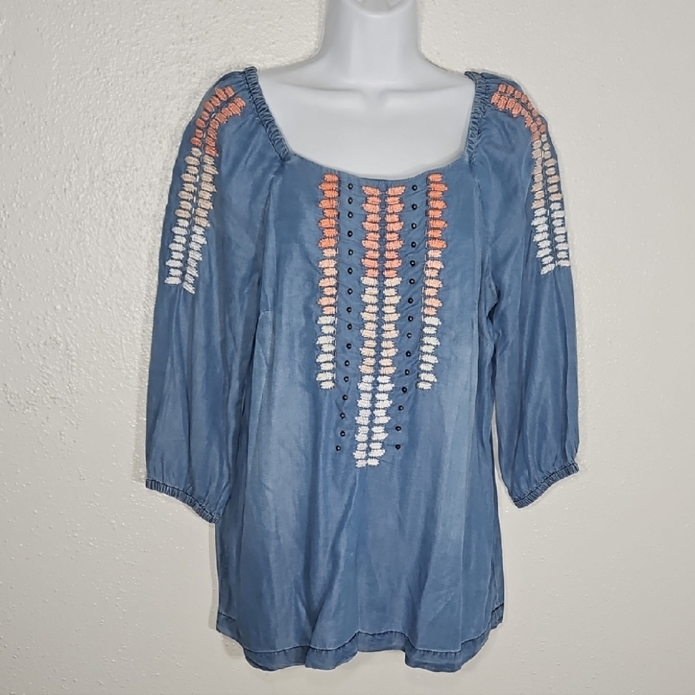 Kut from the Kloth blue color peasant blouse with intricate embroidery Medium